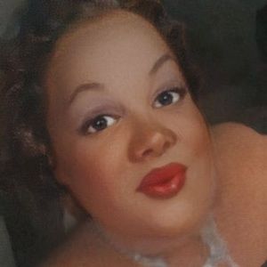 Meet your Posher, Inez